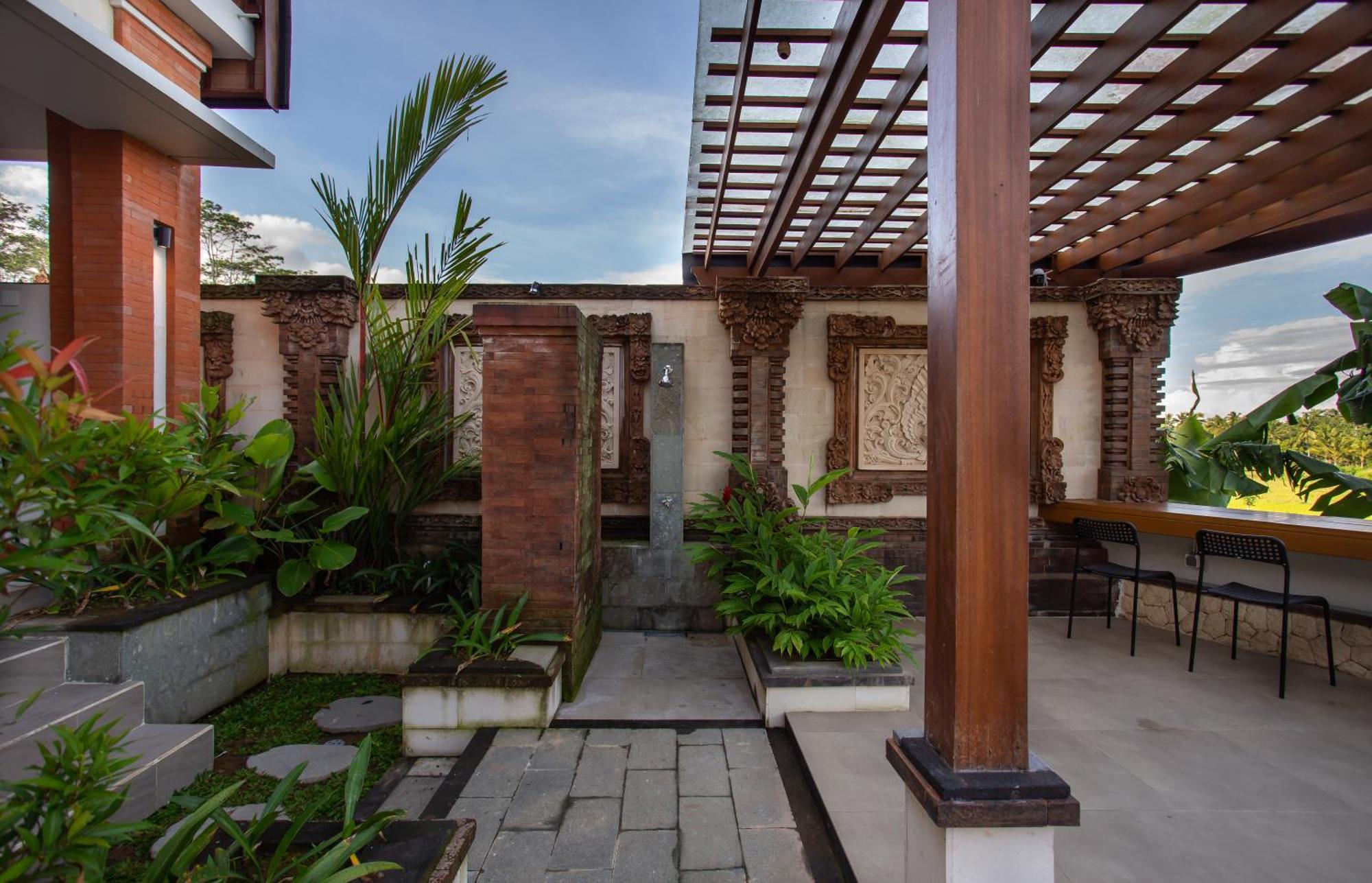 Griya D'Carik Hotel Perean ภายนอก รูปภาพ