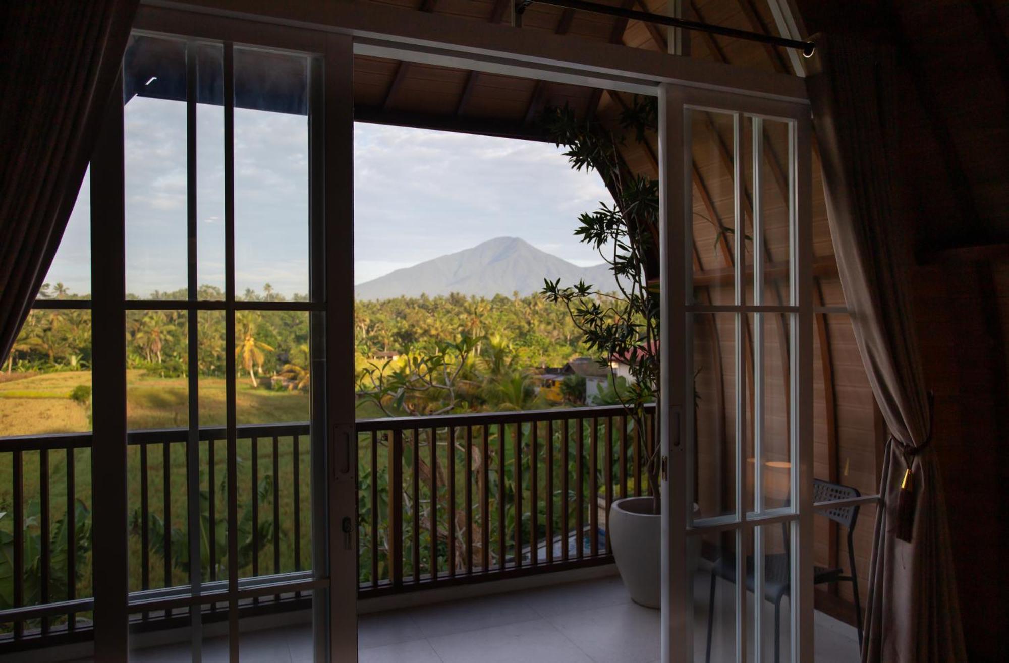 Griya D'Carik Hotel Perean ภายนอก รูปภาพ